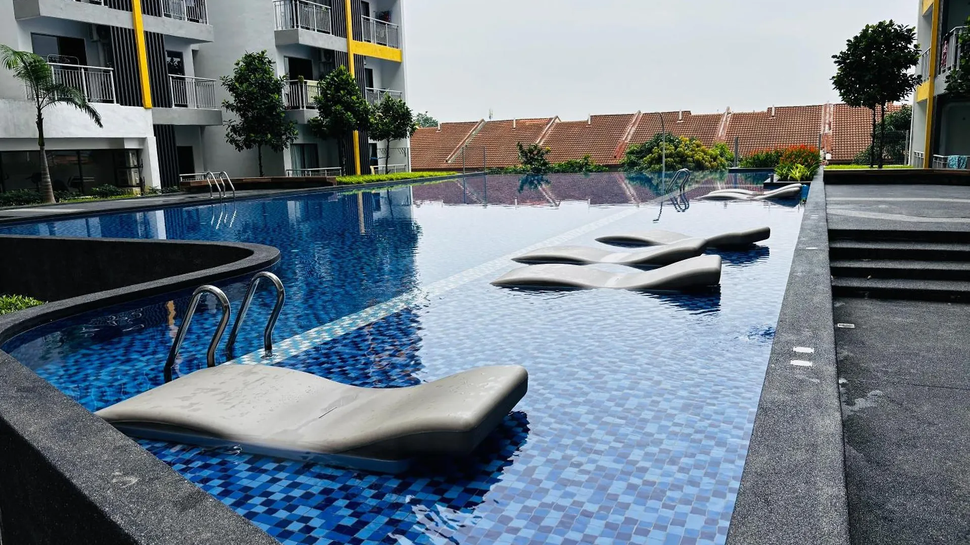 Shem'S Dk Impian Airport Subang Apartment Shah Alam 0*,  Malaysia