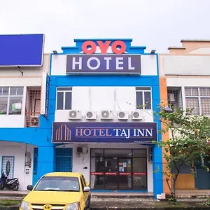 Oyo 90281 Taj Seksyen 13 Hotel